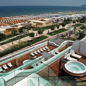 https://trampolines-suite-hotel.riccione-hotels.org
