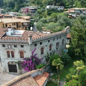 https://casa-castello-salo.it-lombardy.com
