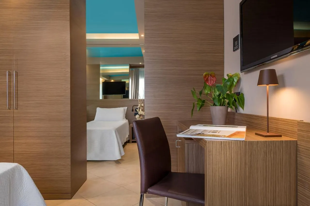 Hotel Adlon - Fronte Mare Riccione