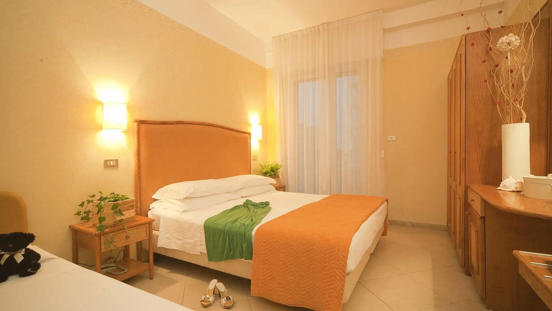 Hotel Adlon - Fronte Mare Riccione Italy