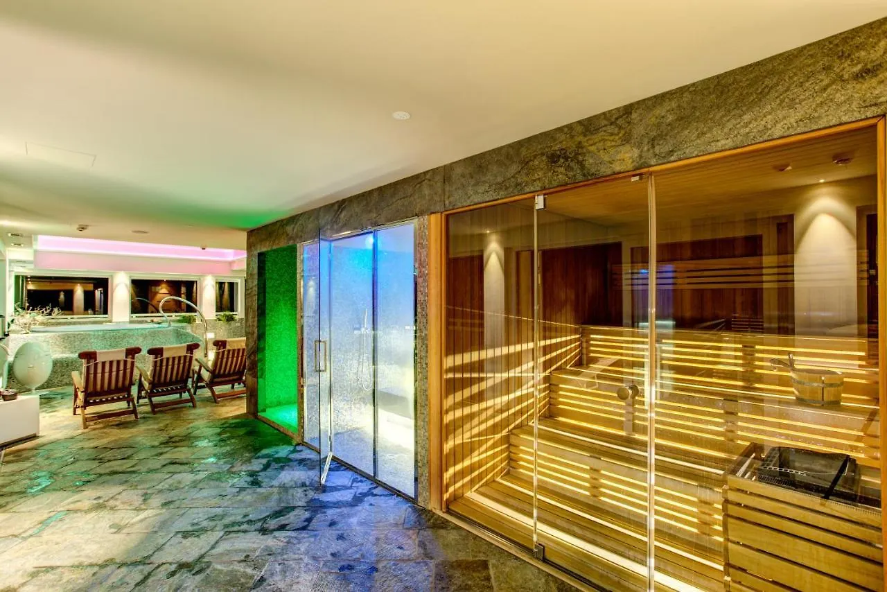 Hotel Adlon - Fronte Mare Riccione Itália